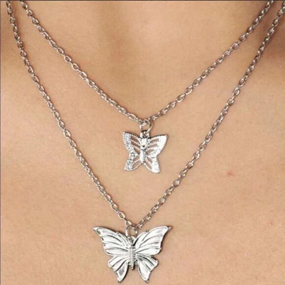 Necklace Double Layered Butterflies Zinc Alloy - Picture 1 of 8